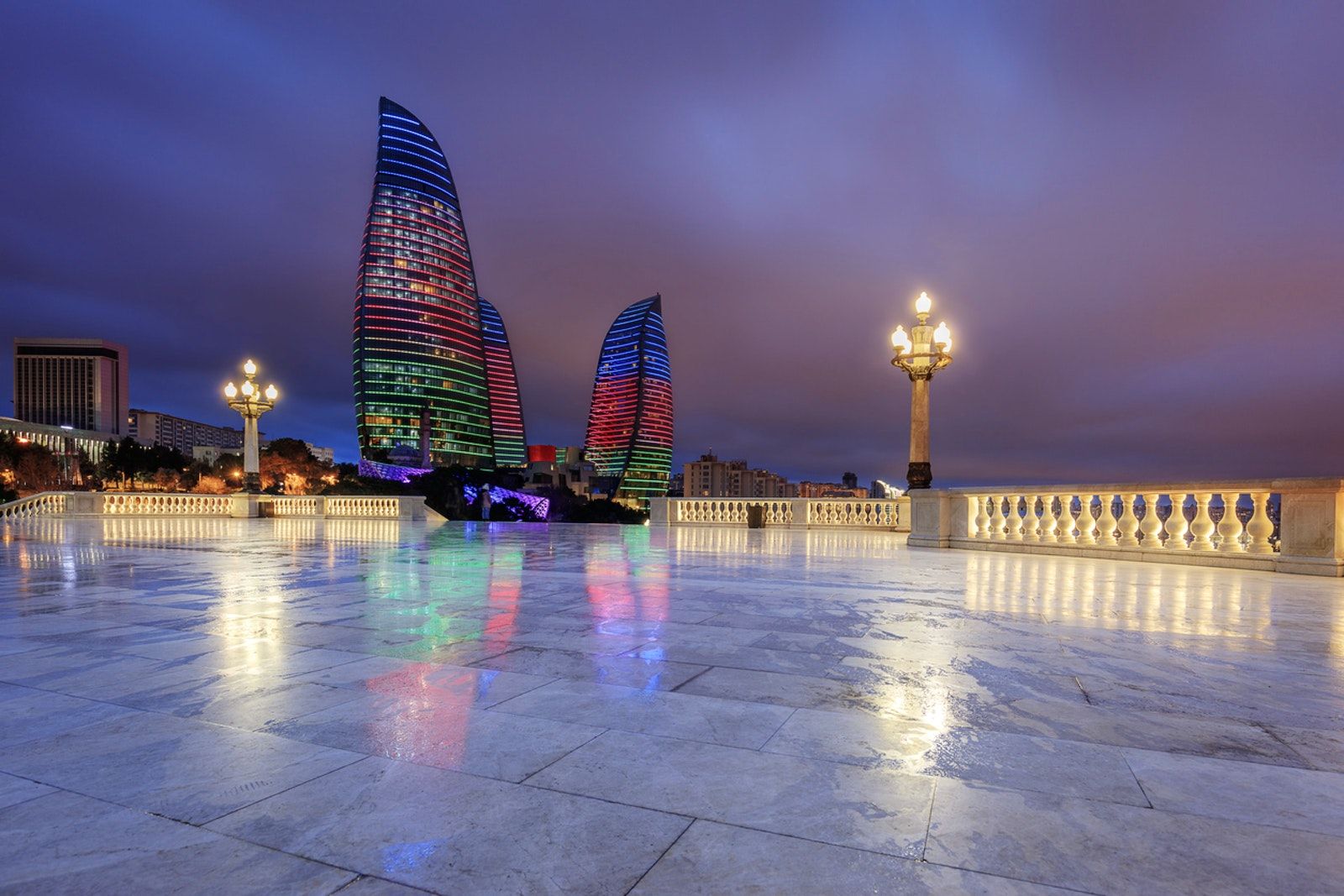 tour guide azerbaijan